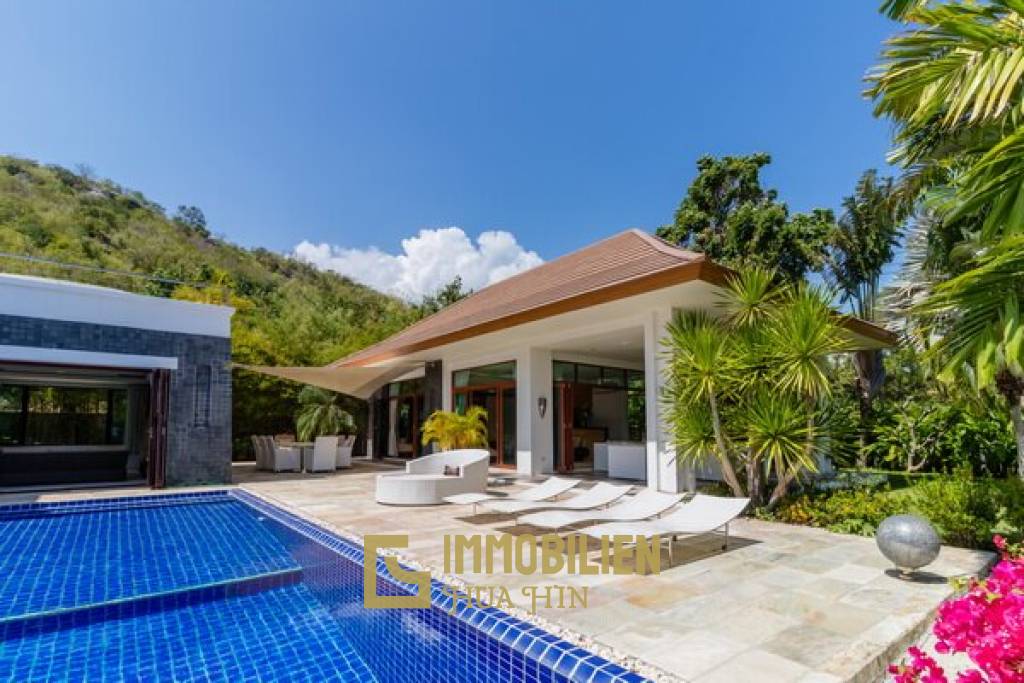 5 Bedroom Pool Villa with amazing Views