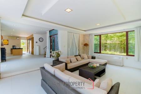 5 Bedroom Pool Villa with amazing Views