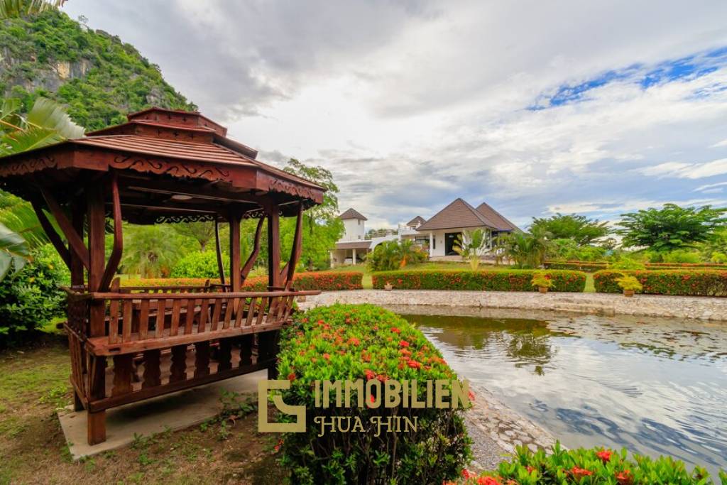 Pool Villa mit Bergblick und 5 Schlafzimmern