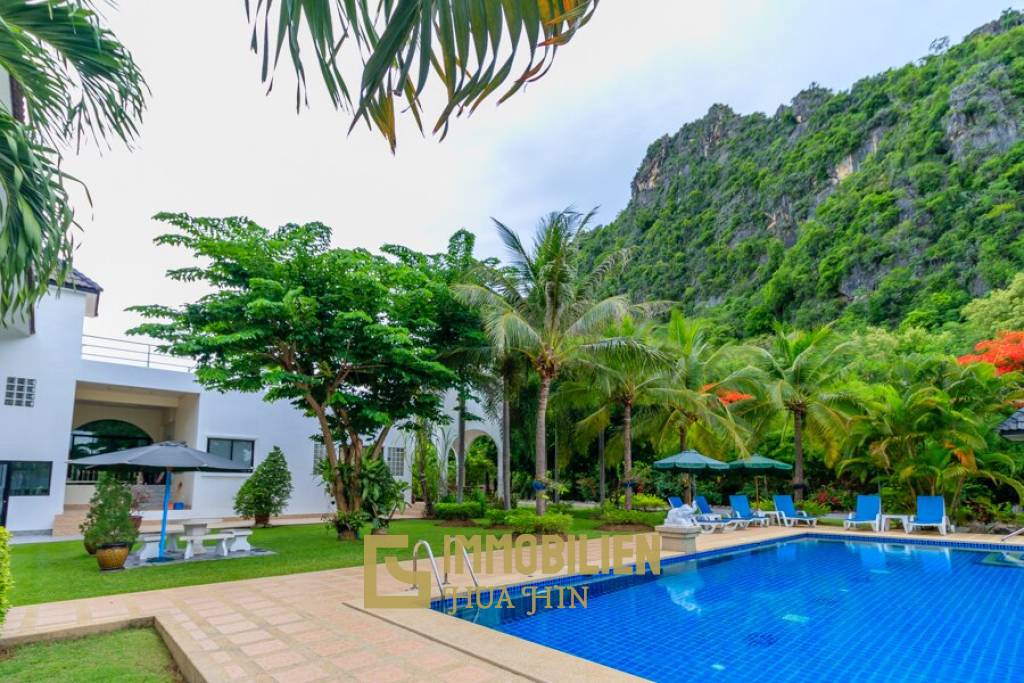 Pool Villa mit Bergblick und 5 Schlafzimmern