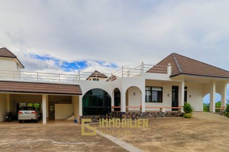 Pool Villa mit Bergblick und 5 Schlafzimmern