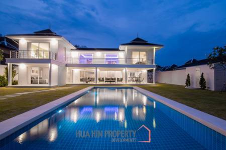 Luxury 2 Storey Modern Pool Villa