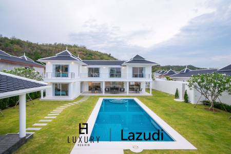 Luxury 2 Storey Modern Pool Villa