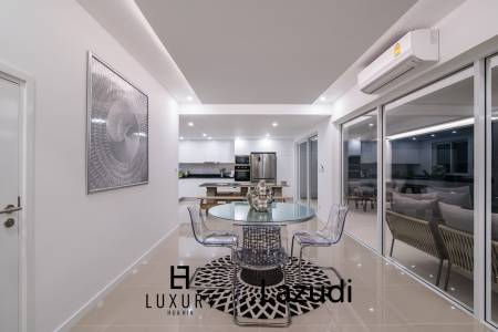 Luxury 2 Storey Modern Pool Villa