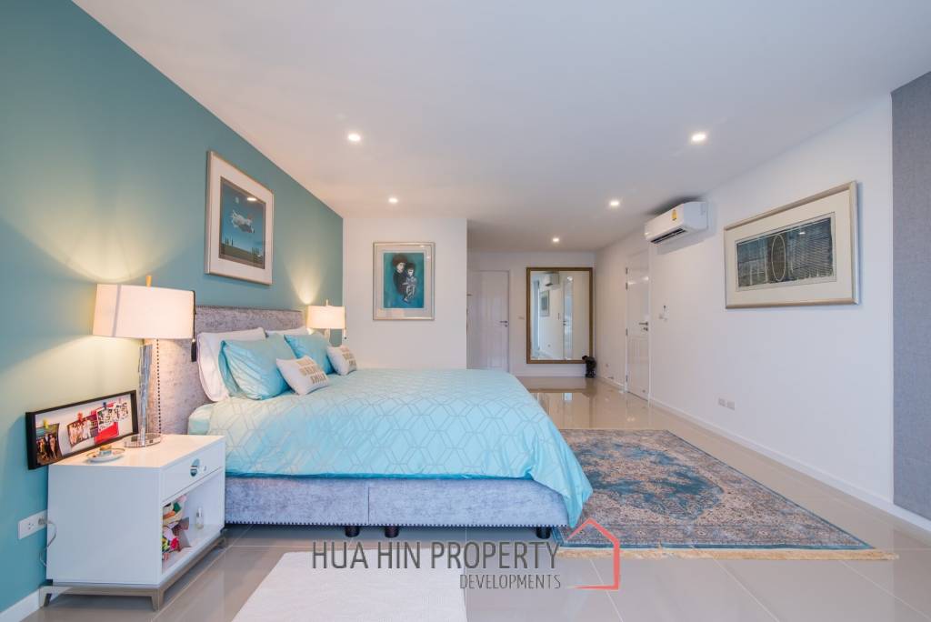 Luxury 2 Storey Modern Pool Villa