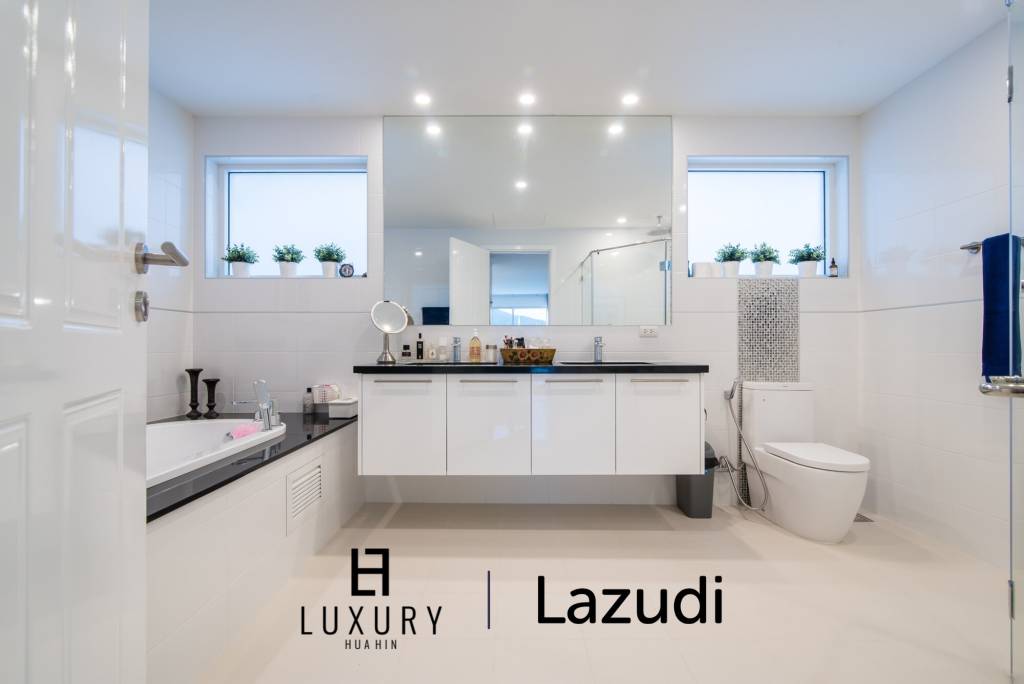 Luxury 2 Storey Modern Pool Villa