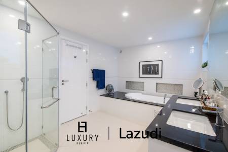 Luxury 2 Storey Modern Pool Villa