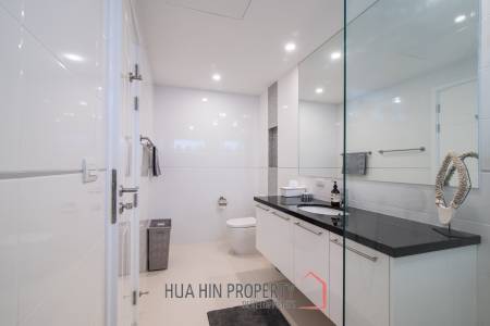 Luxury 2 Storey Modern Pool Villa
