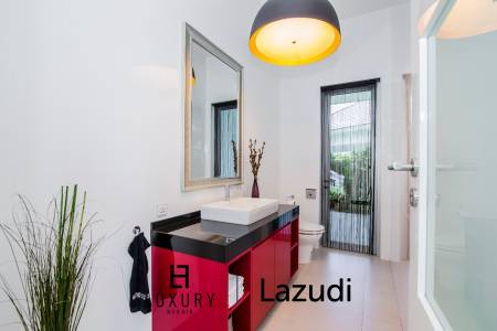 Luxus Villa mit privatem Pool