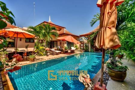 3 Schlafzimmer Bali Pool Villa mit Gästehaus und Dienstmädchenquartier