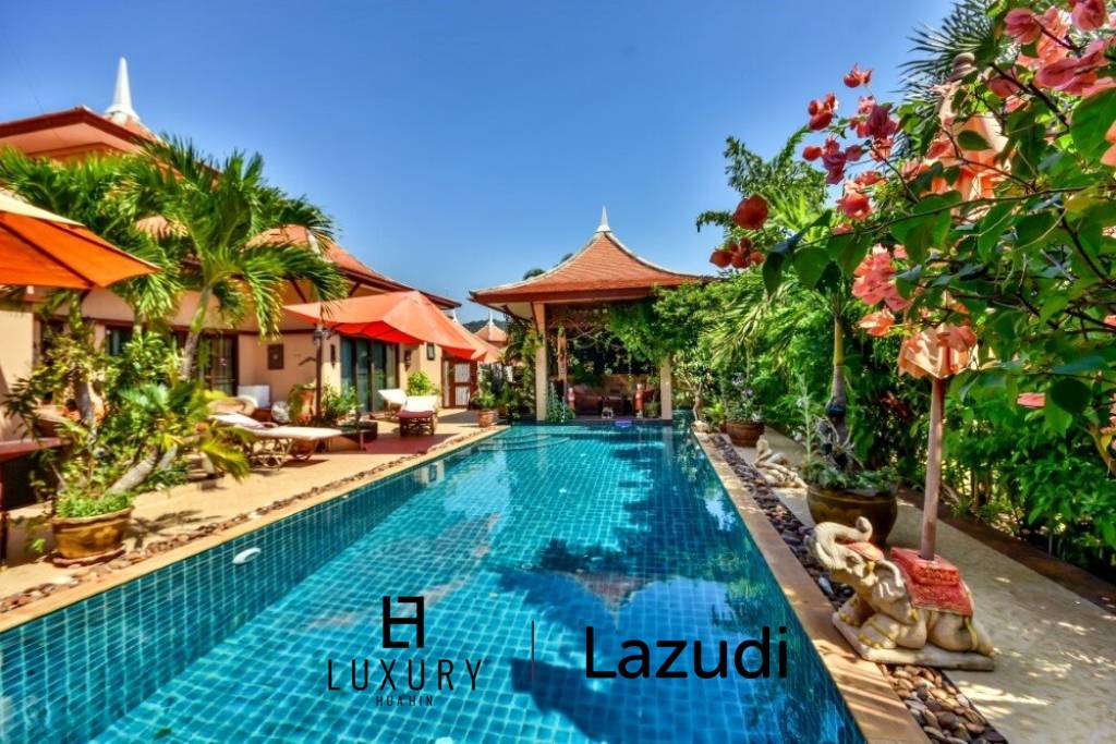 3 Schlafzimmer Bali Pool Villa mit Gästehaus und Dienstmädchenquartier