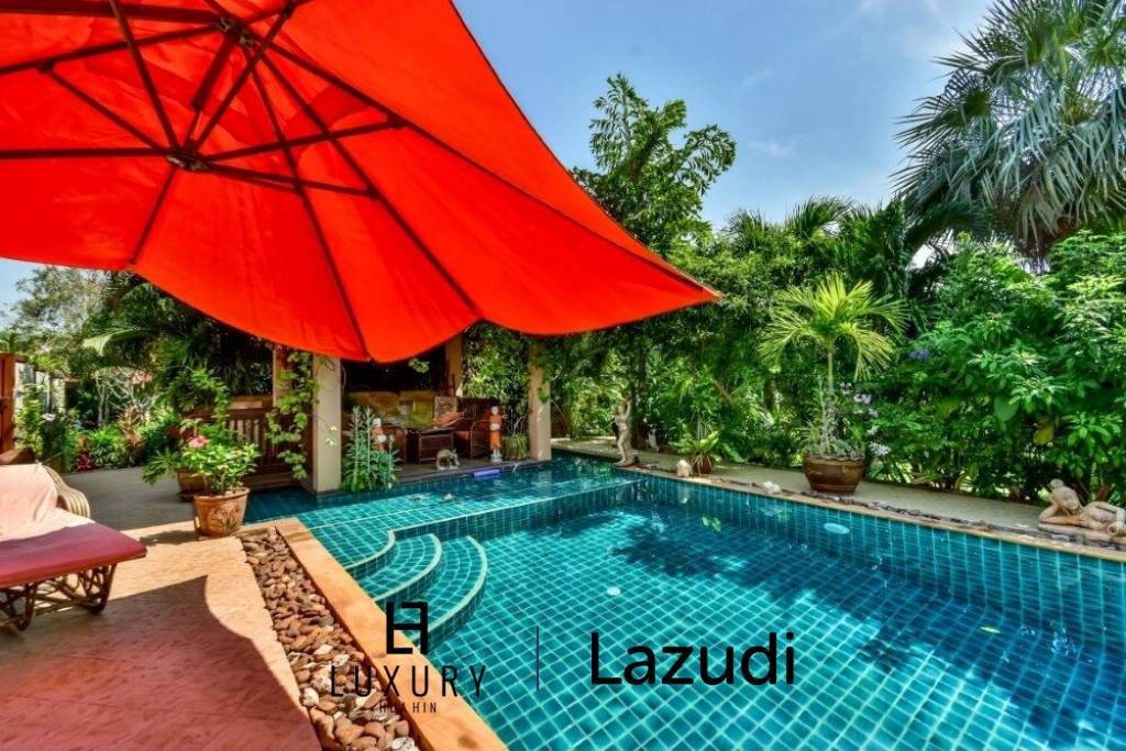 3 Schlafzimmer Bali Pool Villa mit Gästehaus und Dienstmädchenquartier