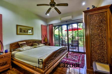 3 Schlafzimmer Bali Pool Villa mit Gästehaus und Dienstmädchenquartier