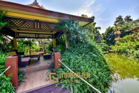 3 Schlafzimmer Bali Pool Villa mit Gästehaus und Dienstmädchenquartier