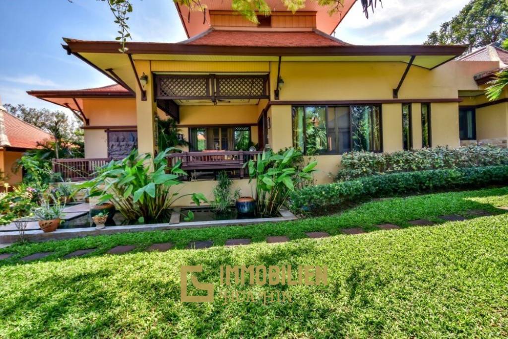 3 Bedrooms Bali Pool Villa with Guest House and Maids Quarters