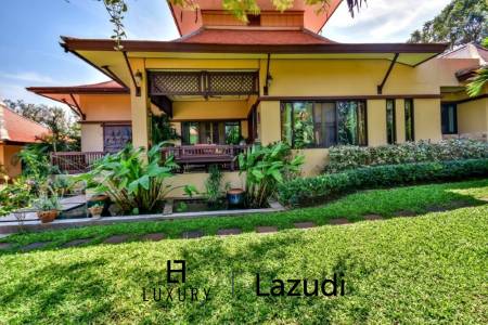 3 Schlafzimmer Bali Pool Villa mit Gästehaus und Dienstmädchenquartier