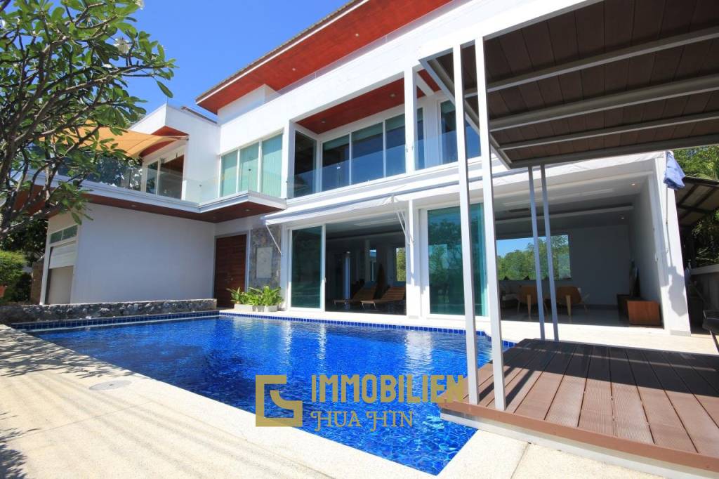 4 Bedroom Beach Pool Villa In Cha Am