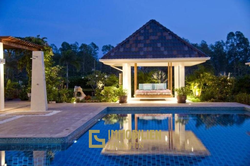 Luxury Private Villa in Khao Kalok close to the Beach