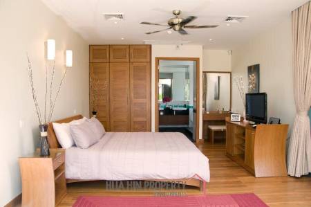 Luxury Private Villa in Khao Kalok close to the Beach