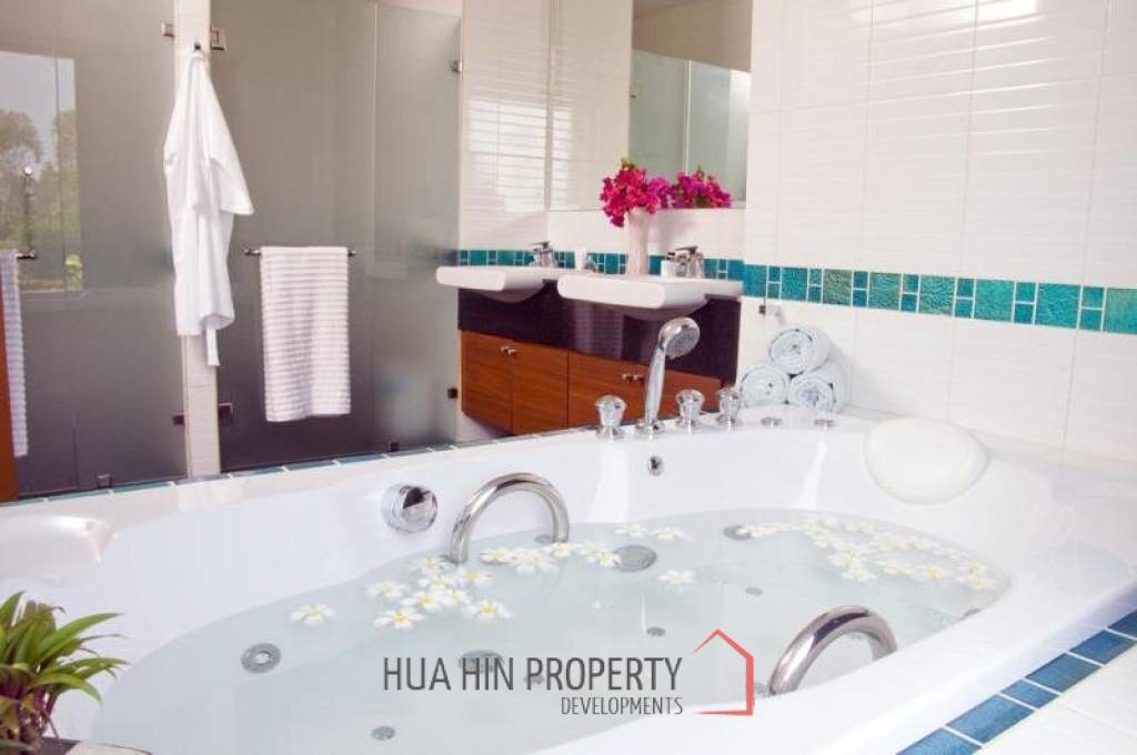 Luxury Private Villa in Khao Kalok close to the Beach