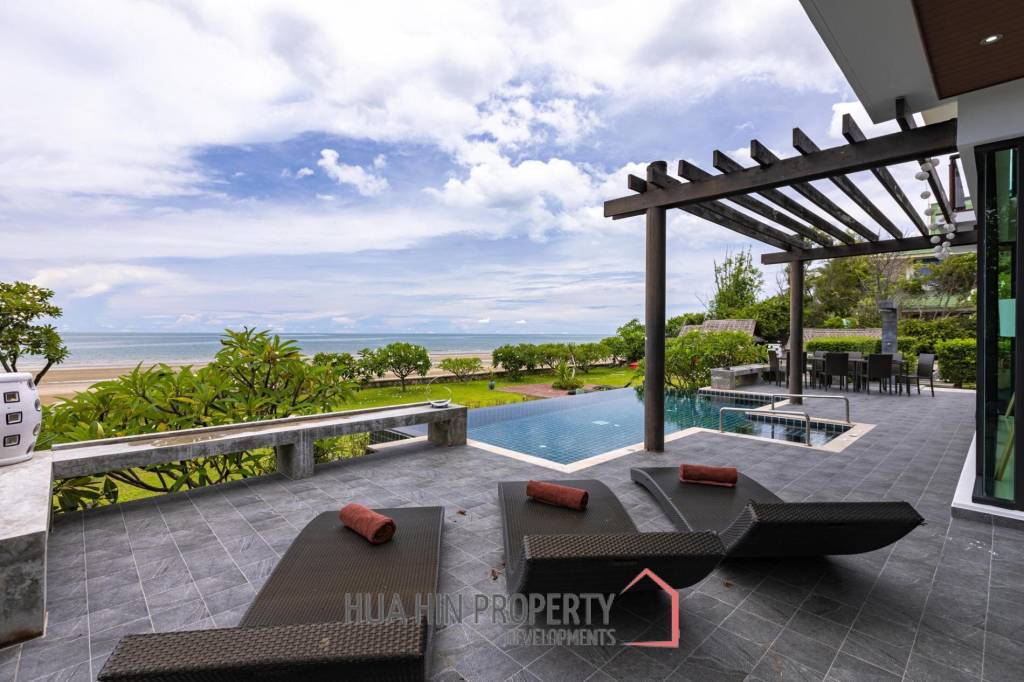 Wonderful 4 Bedroom Beachfront Pool Villa