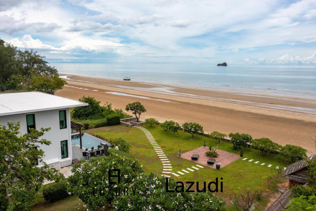 Wunderschöne Villa mit 4 Schlafzimmern und Pool am Strand