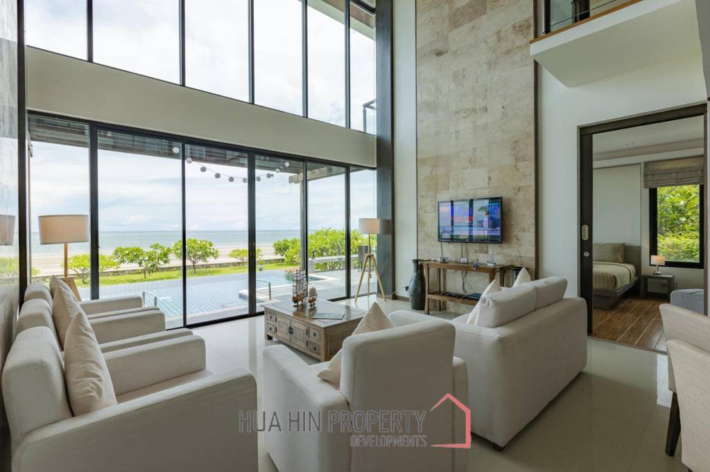 Wonderful 4 Bedroom Beachfront Pool Villa