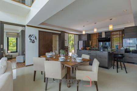 Wonderful 4 Bedroom Beachfront Pool Villa