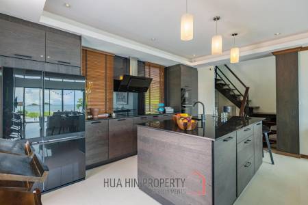 Wonderful 4 Bedroom Beachfront Pool Villa