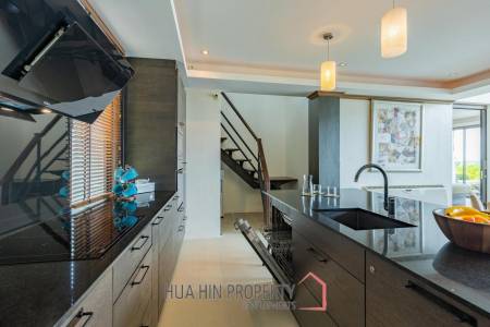 Wonderful 4 Bedroom Beachfront Pool Villa