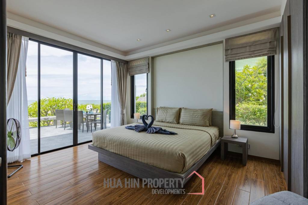 Wonderful 4 Bedroom Beachfront Pool Villa
