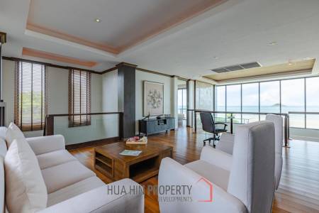 Wonderful 4 Bedroom Beachfront Pool Villa