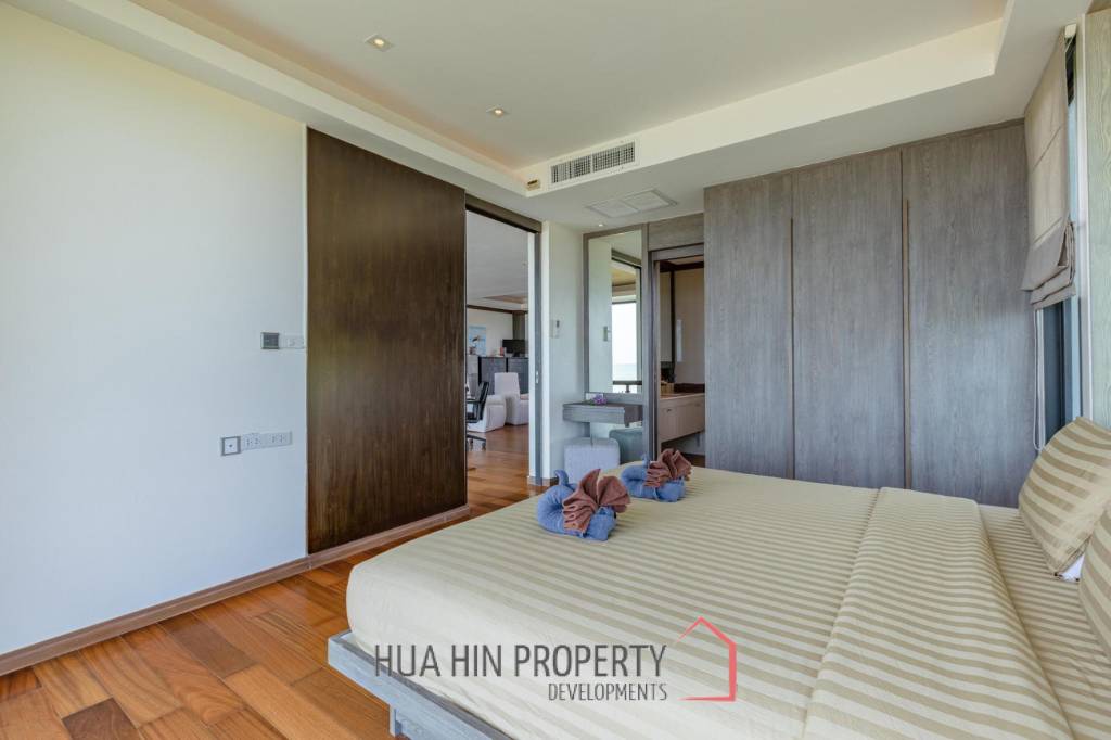 Wonderful 4 Bedroom Beachfront Pool Villa