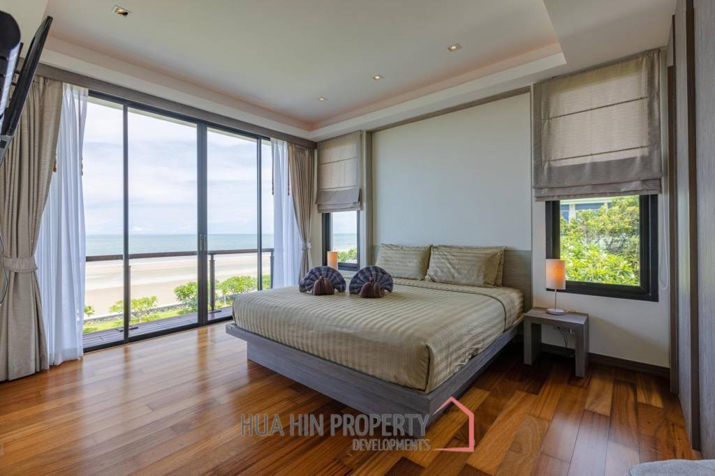 Wonderful 4 Bedroom Beachfront Pool Villa