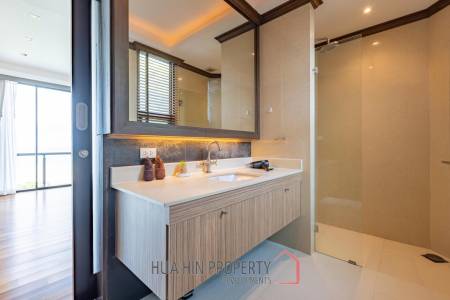 Wonderful 4 Bedroom Beachfront Pool Villa