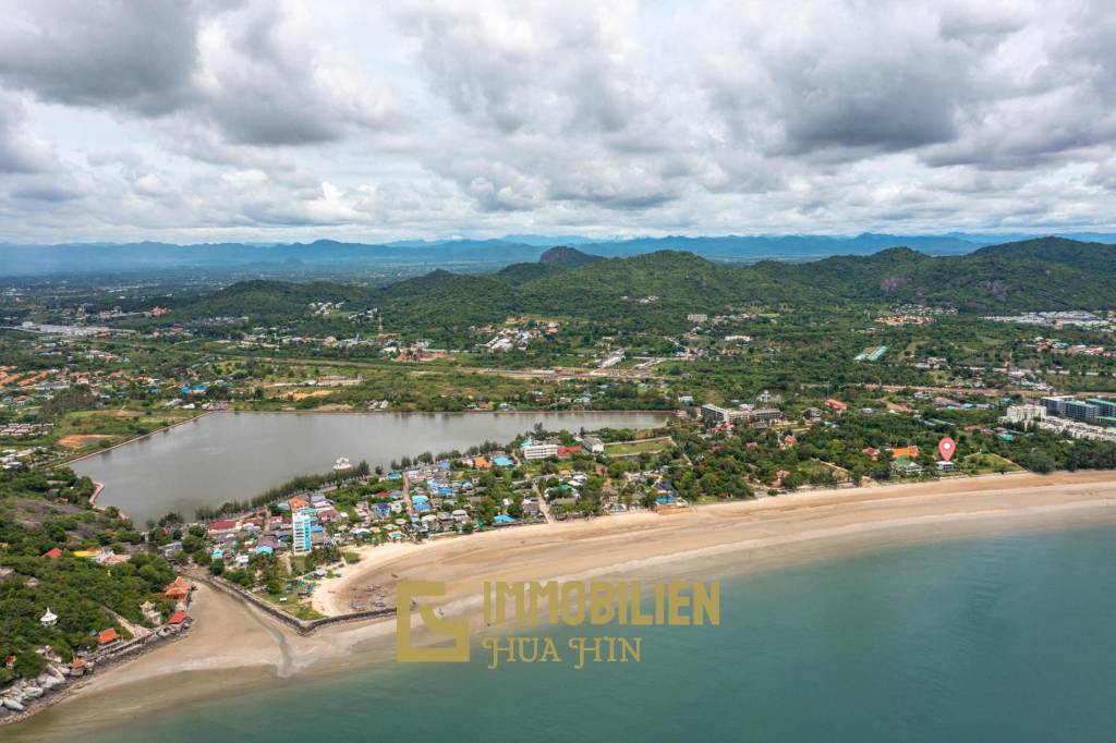 Wonderful 4 Bedroom Beachfront Pool Villa