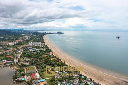 Wonderful 4 Bedroom Beachfront Pool Villa