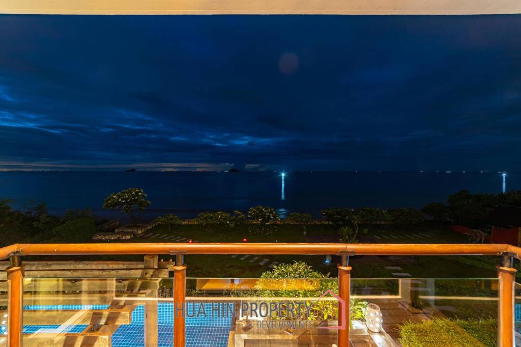 Wonderful 4 Bedroom Beachfront Pool Villa