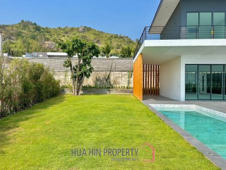 Phu Montra K-Haad : Luxury, Modern and Stylish 5 Bedroom Villa