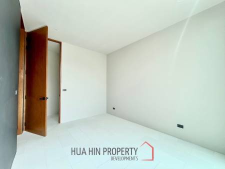 Phu Montra K-Haad : Luxury, Modern and Stylish 5 Bedroom Villa
