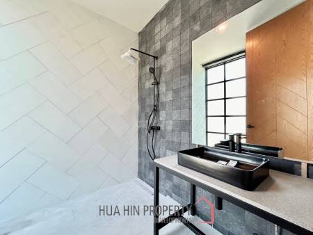 Phu Montra K-Haad : Luxury, Modern and Stylish 5 Bedroom Villa