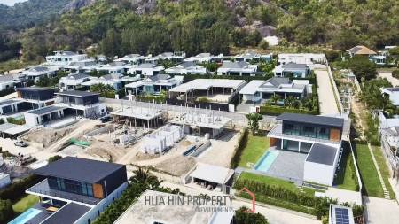 Phu Montra K-Haad : Luxury, Modern and Stylish 5 Bedroom Villa
