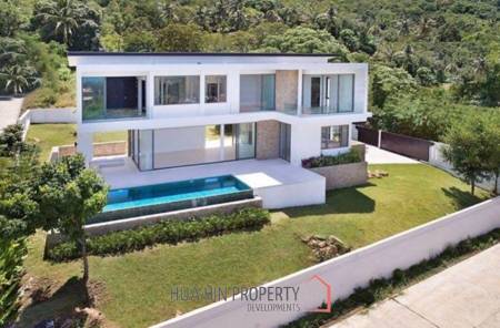 Modern Style Luxury Pool Villas in Khoa Tao area