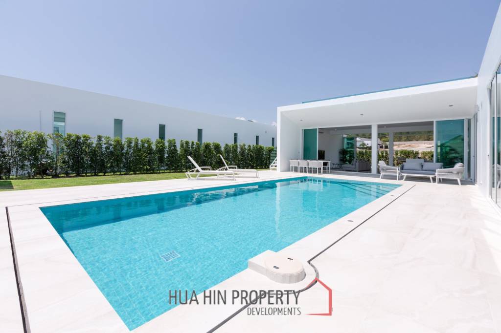 Phu Montra K-Haad : Luxury, Modern and Stylish 4 Bedroom Villas
