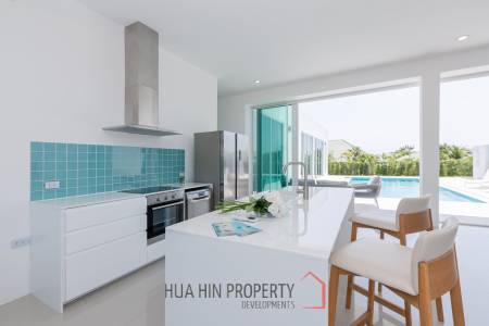 Phu Montra K-Haad : Luxury, Modern and Stylish 4 Bedroom Villas