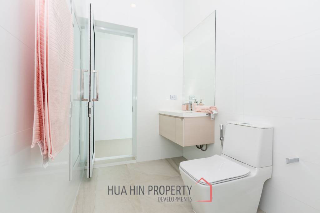 Phu Montra K-Haad : Luxury, Modern and Stylish 4 Bedroom Villas