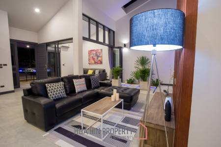 Sanctuary Lakes : New Development in Stunning Location Sale - New Development