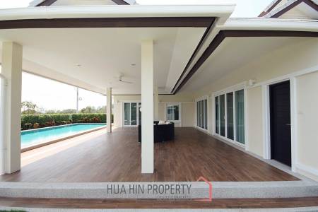 Emerald Valley : 3 Bedroom Luxury Pool Villas - New Development