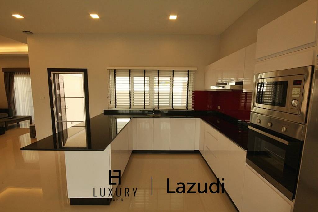 Emerald Valley : 3 Bedroom Luxury Pool Villas - New Development