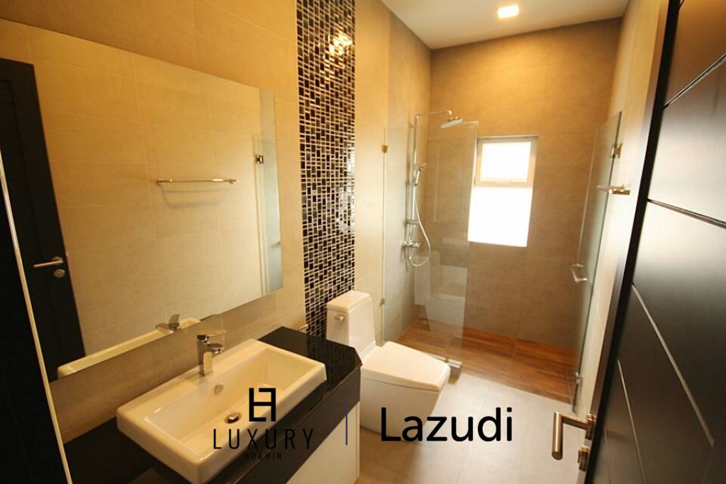 Emerald Valley : 3 Bedroom Luxury Pool Villas - New Development